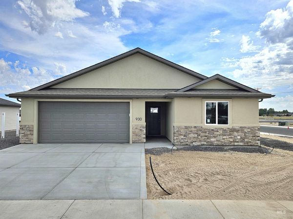 930 Tunnel Street, Twin Falls, ID 83301