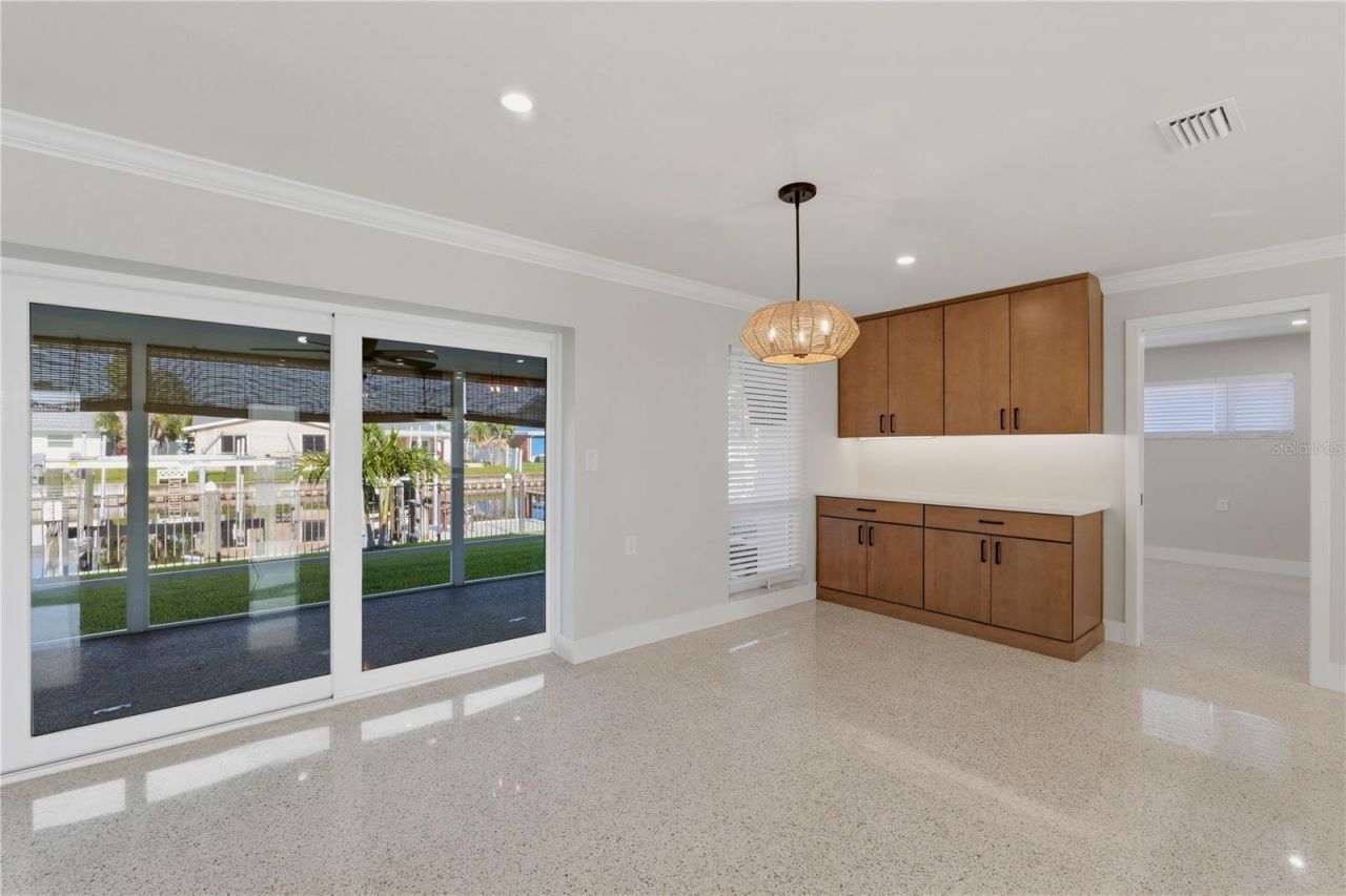 4152 13th Lane Ne, Saint Petersburg, FL 33703 Photo