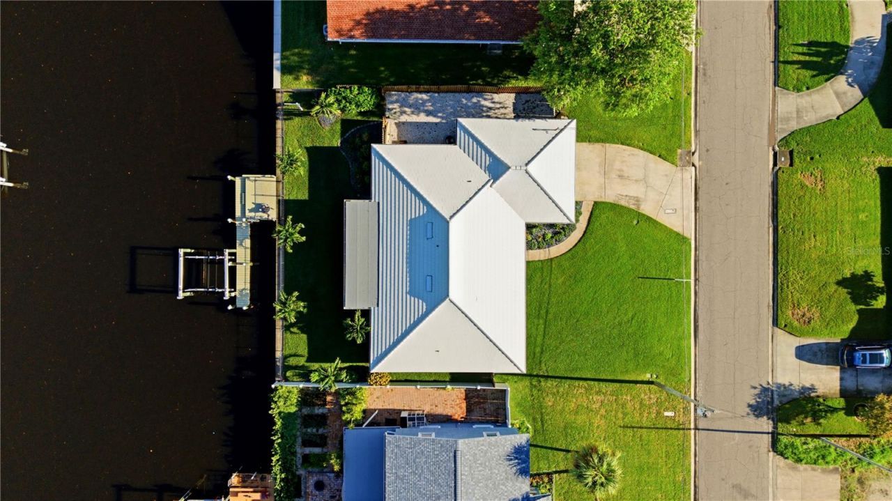 4152 13th Lane Ne, Saint Petersburg, FL 33703 Photo
