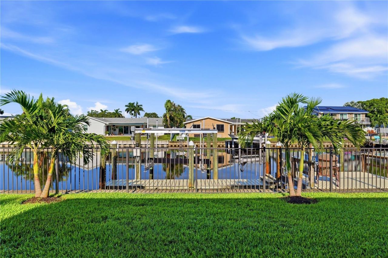 4152 13th Lane Ne, Saint Petersburg, FL 33703 Photo