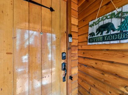 1621 Spring Creek Road, South Lake Tahoe, CA 96150 Photo