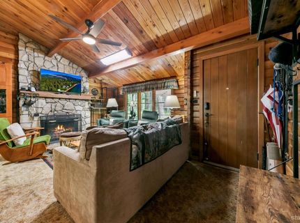 1621 Spring Creek Road, South Lake Tahoe, CA 96150 Photo