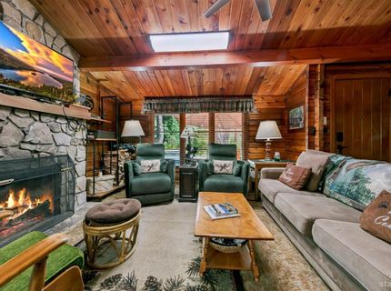 1621 Spring Creek Road, South Lake Tahoe, CA 96150 Photo