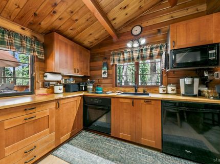 1621 Spring Creek Road, South Lake Tahoe, CA 96150 Photo