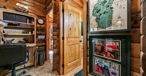 1621 Spring Creek Road, South Lake Tahoe, CA 96150 Photo