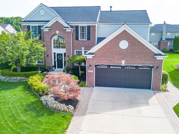 48806 Michaywe Drive , Macomb Township, Mi 48044