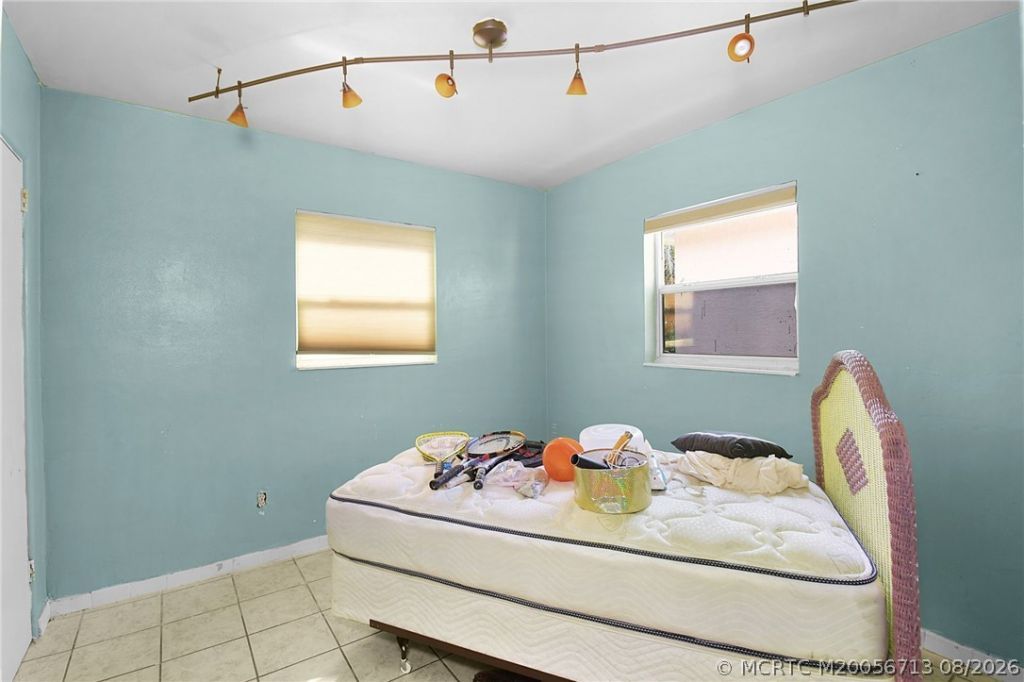 8331 SE Lundy Street , Hobe Sound, FL 33455 Photo