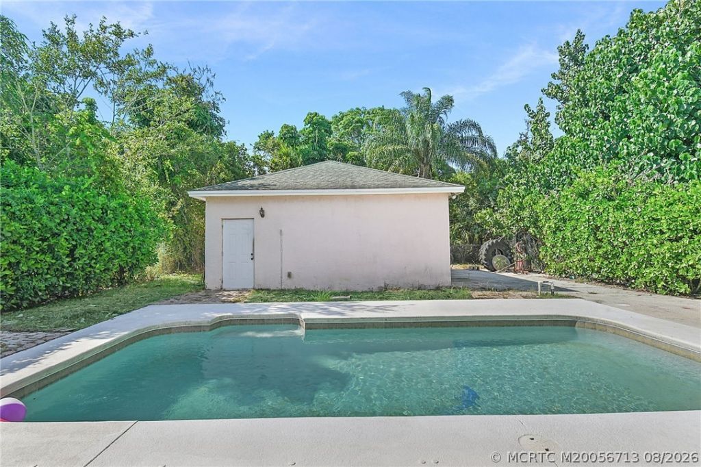 8331 SE Lundy Street , Hobe Sound, FL 33455 Photo