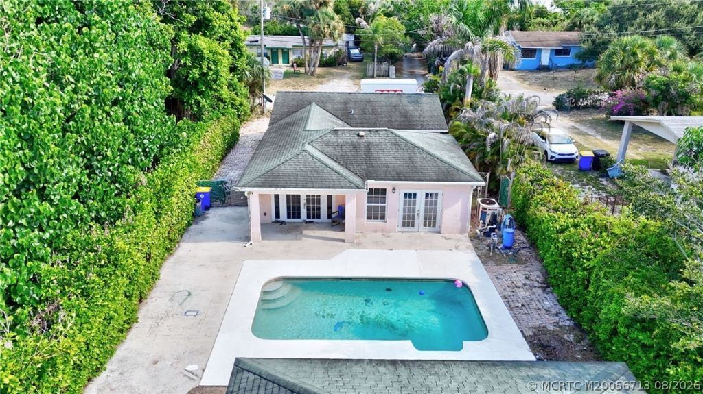 8331 SE Lundy Street , Hobe Sound, FL 33455 Photo