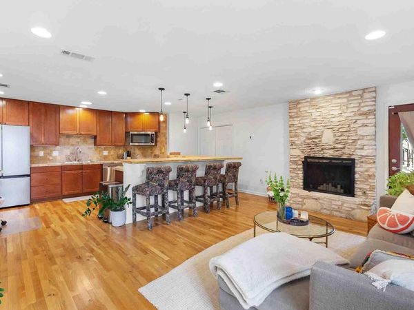 2011 Meadowridge DR, Unit A, Austin, TX 78704