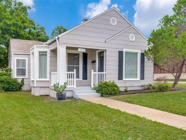 4039 Locke Avenue, Unit A, Fort Worth, TX 76107
