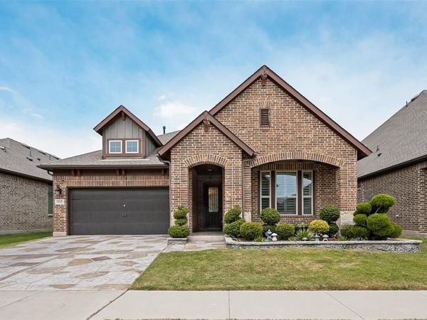 2615 High Bluff Drive, Mansfield, TX 76063