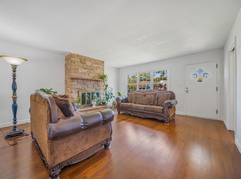 Main Photo