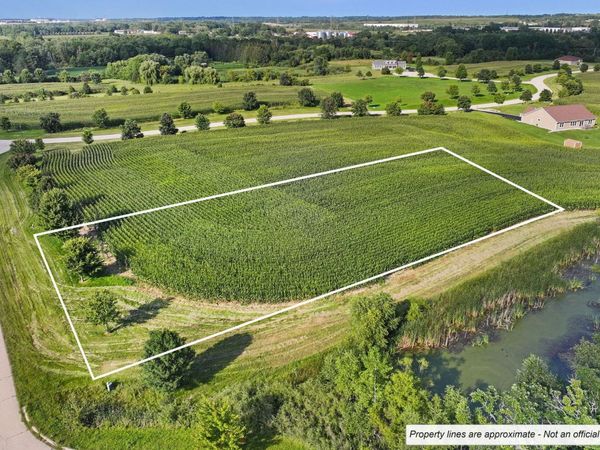 42219 N Strawberry Lane , Zion, IL 60099