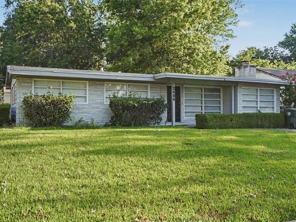 2400 Elmira Street , Muskogee, OK 74403