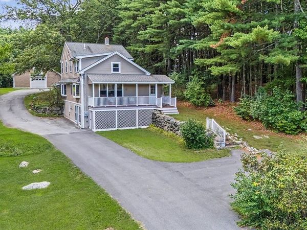 131 Main St, Chelmsford, MA 01863