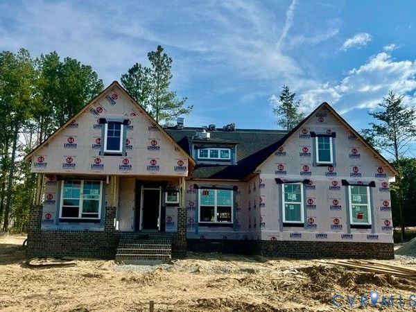 18100 Dogwood Flower Lane , Moseley, VA 23120