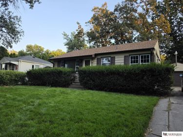 4325 D Street, Lincoln, NE 68510