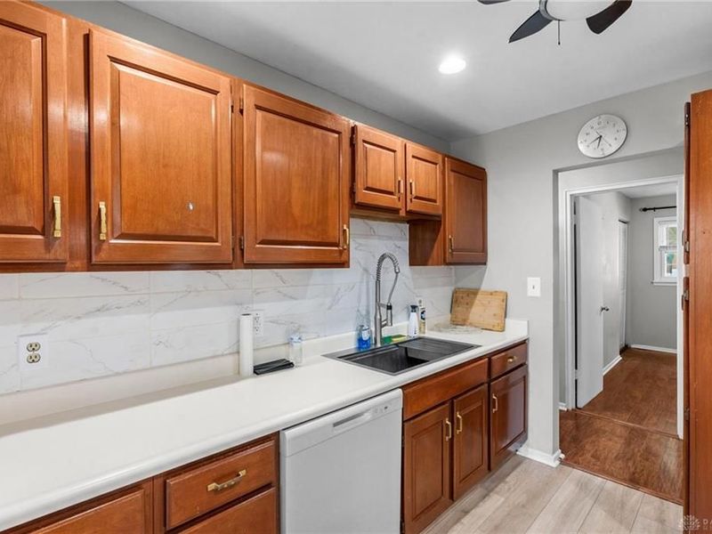 2209 Hazel Avenue, Kettering, OH 45420 Photo 18