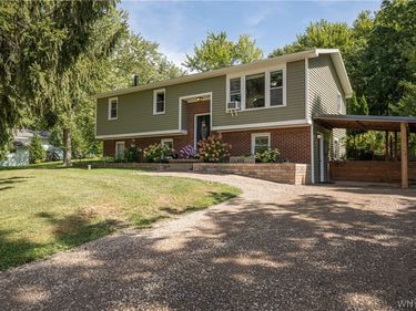 10807 Santello Drive, North Collins, NY 14111