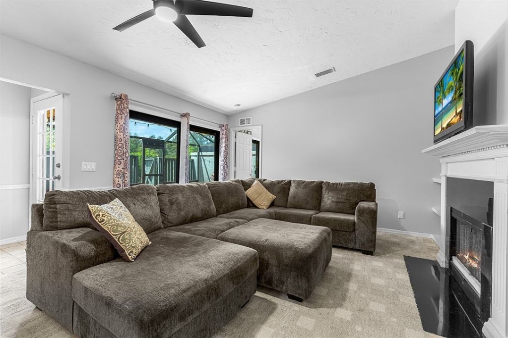 721 Timber Ridge Trail Sw, Unit D, Vero Beach, FL 32962 Photo