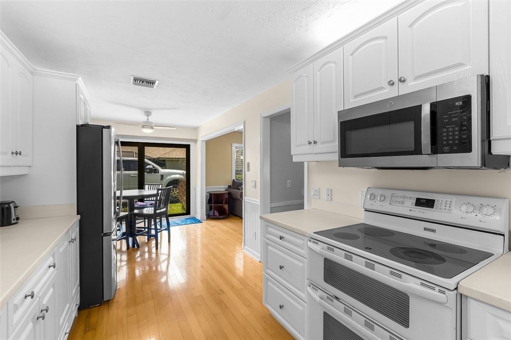 721 Timber Ridge Trail Sw, Unit D, Vero Beach, FL 32962 Photo