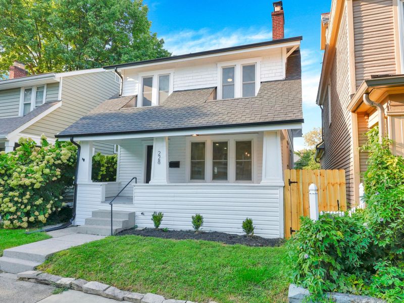228 E Gates Street , Columbus, OH 43206 Photo 2
