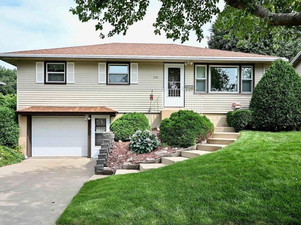2311 18th Street NW, Rochester, MN 55901