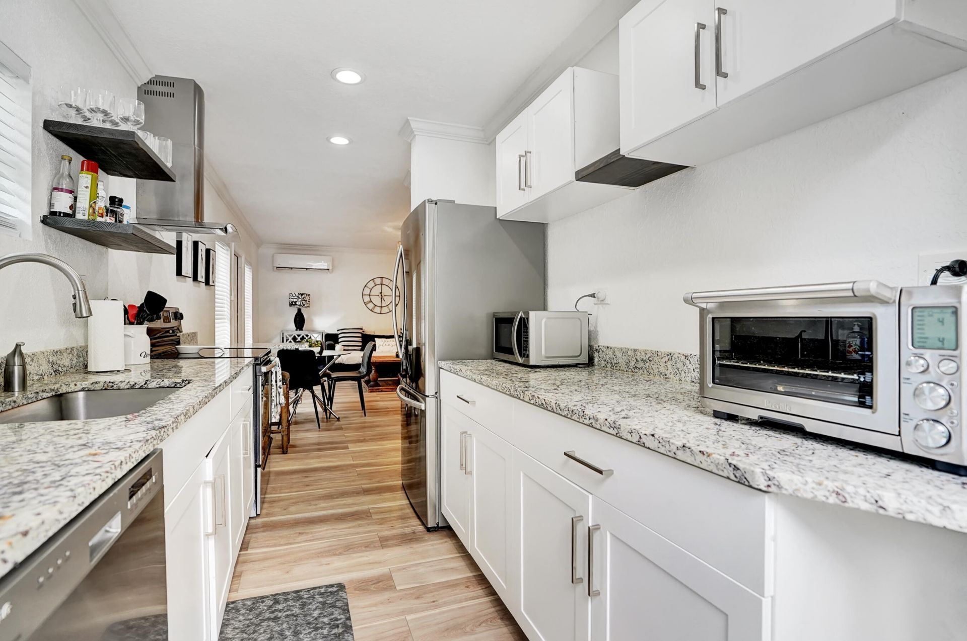 311 SE 3rd Avenue, Unit Downstairs, Delray Beach, FL 33483 Photo