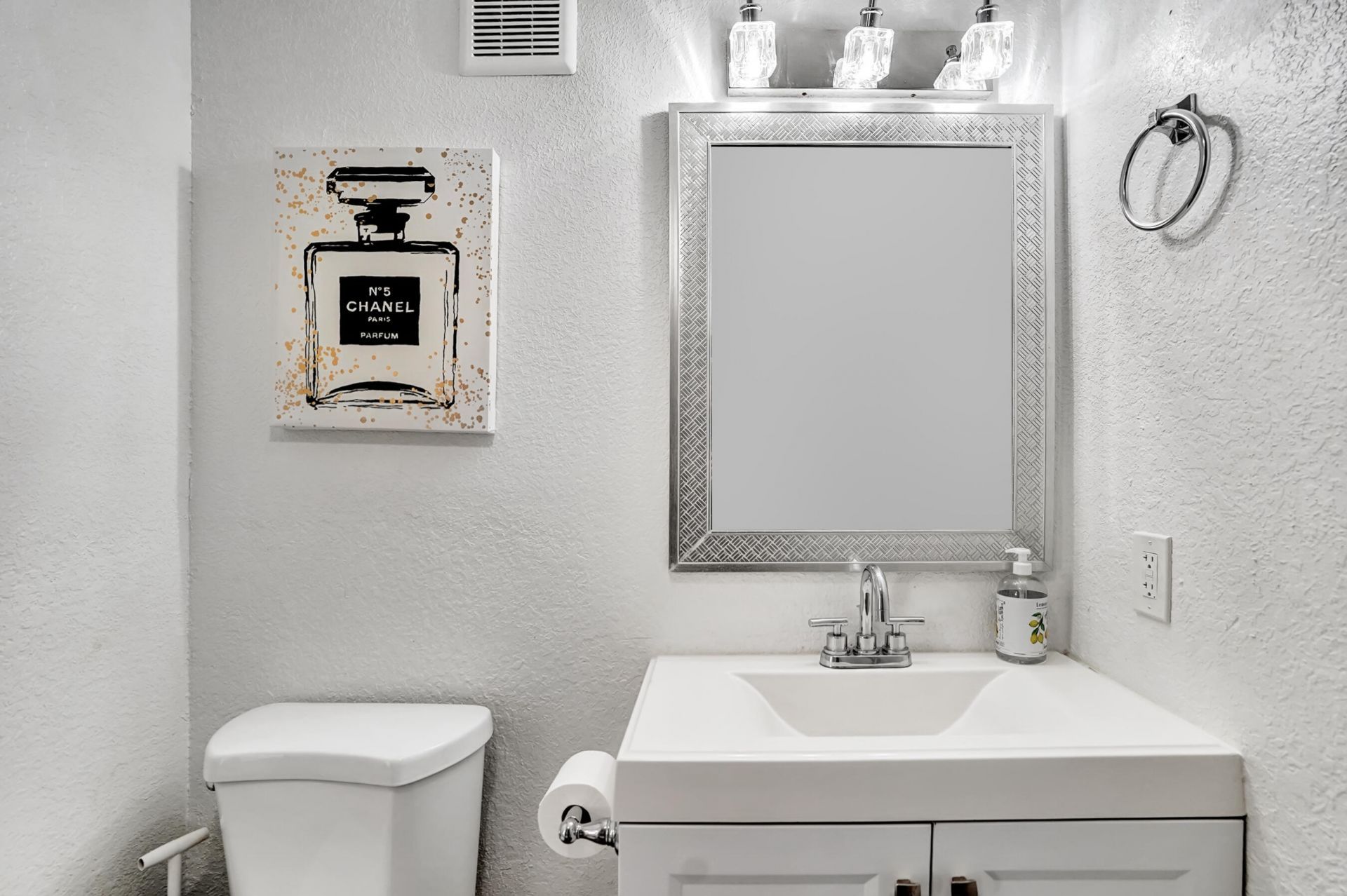 311 SE 3rd Avenue, Unit Downstairs, Delray Beach, FL 33483 Photo