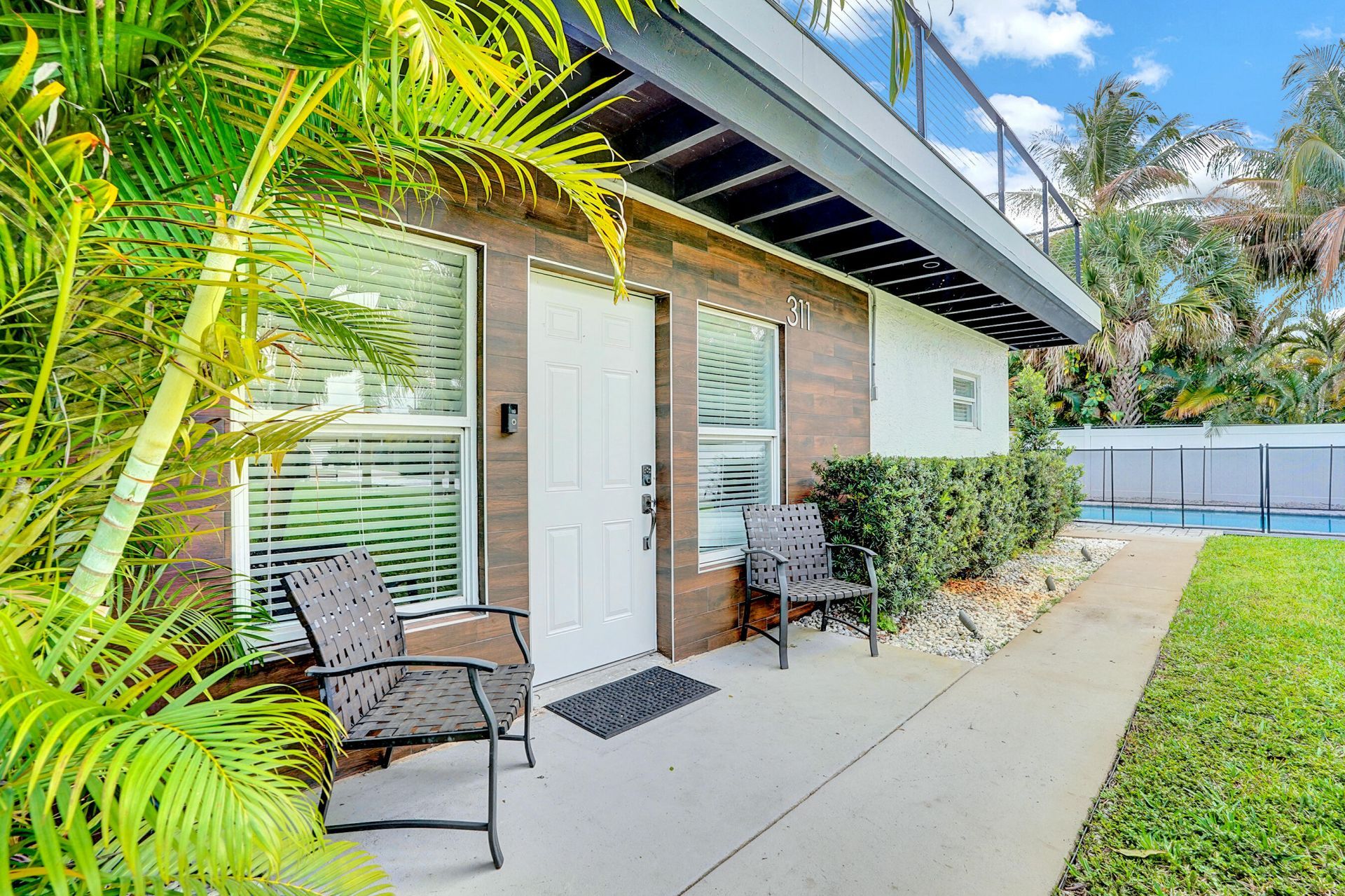 311 SE 3rd Avenue, Unit Downstairs, Delray Beach, FL 33483 Photo