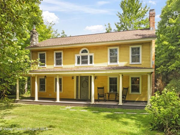 5 Link Road, Ghent, NY 12075