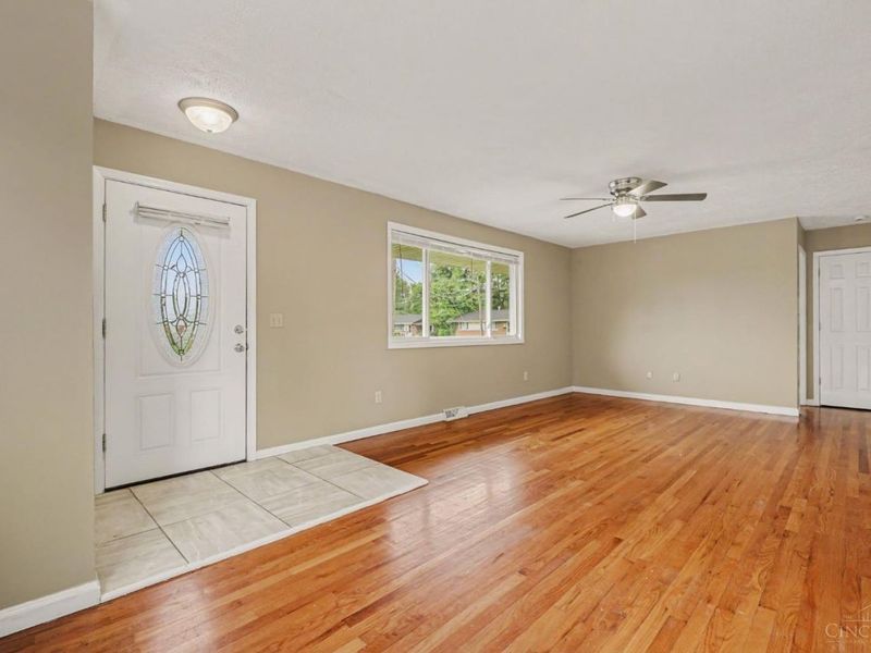 10253 Jasmine Court, Woodlawn, OH 45215 Photo 3