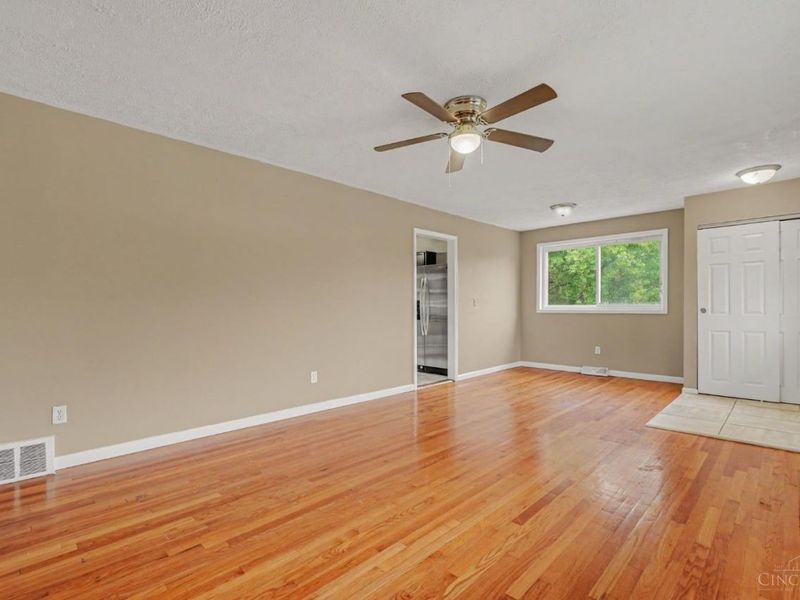 10253 Jasmine Court, Woodlawn, OH 45215 Photo 4