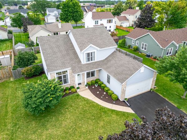 1621 Fox Field Drive , Belvidere, IL 61008