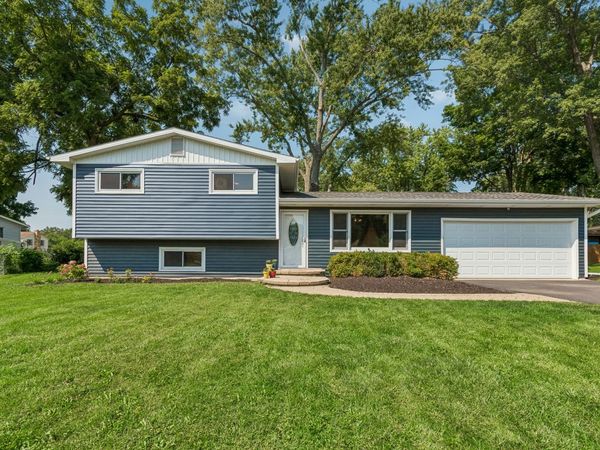 10009 NW Circle Drive , Richmond, IL 60071