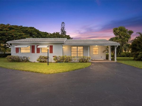 4305 NW 1 TER , Deerfield Beach, FL 33064