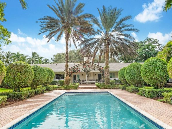 7345 SW 152nd St , Palmetto Bay, FL 33157