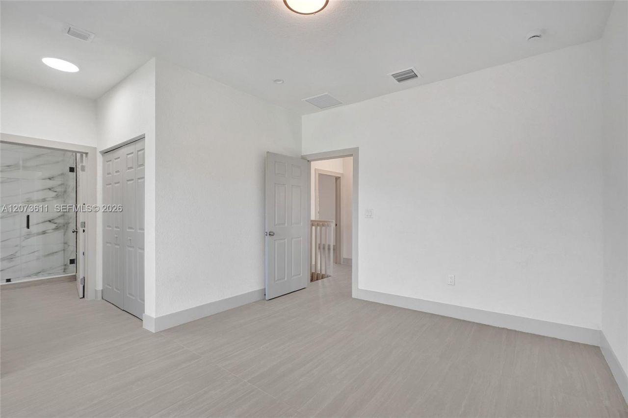 3051-3053 NW 59th St, Miami, FL 33142 Photo