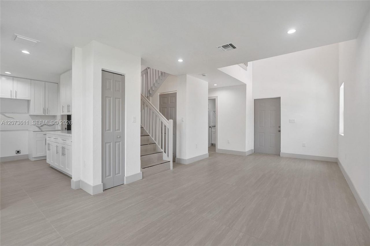 3051-3053 NW 59th St, Miami, FL 33142 Photo