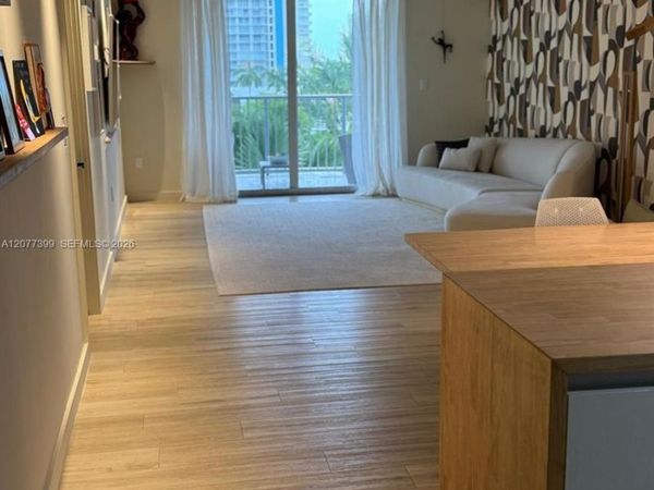 210 Sea View Dr , Unit 608, Key Biscayne, FL 33149
