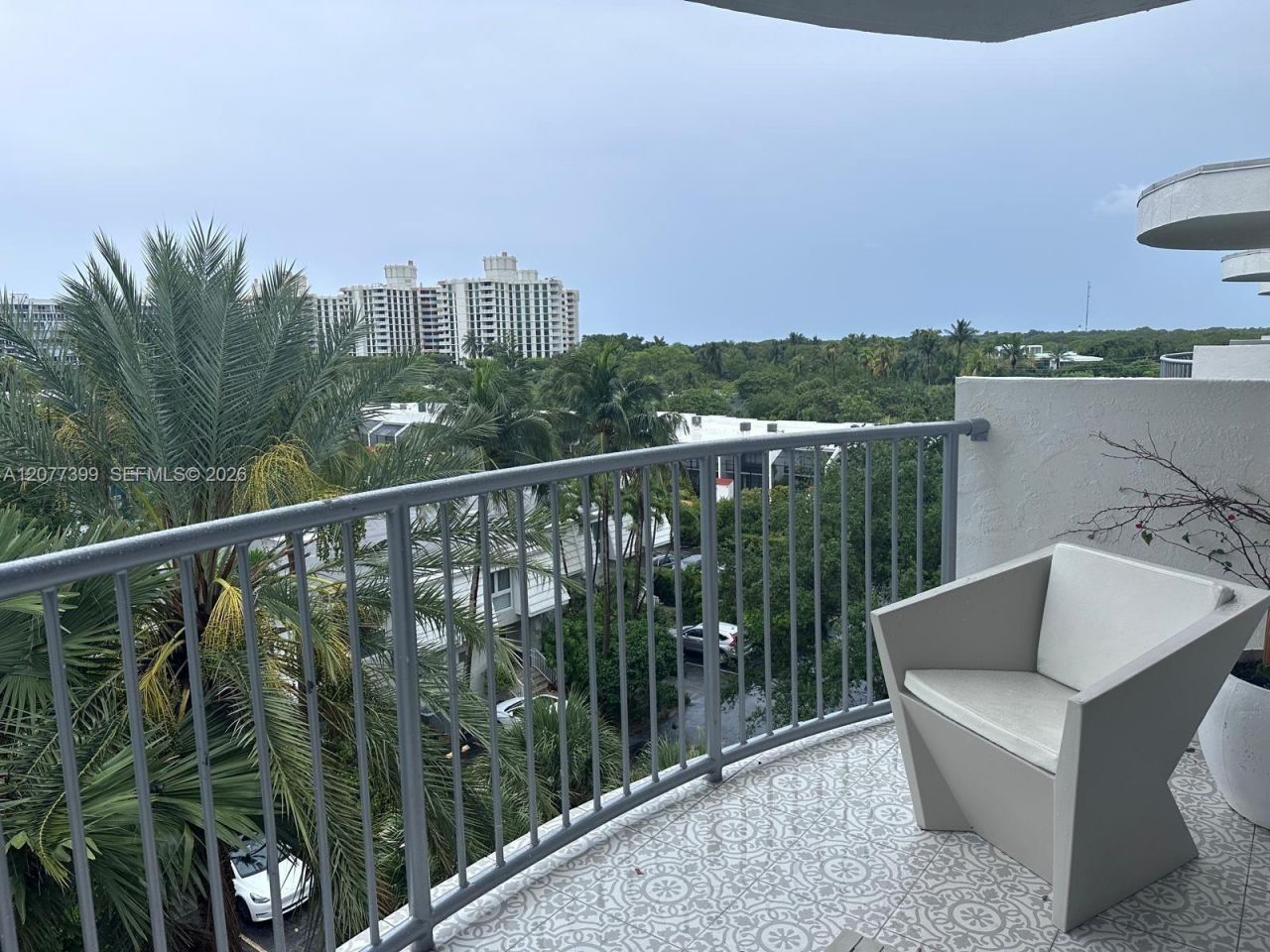 210 Sea View Dr, Unit 608, Key Biscayne, FL 33149 Photo