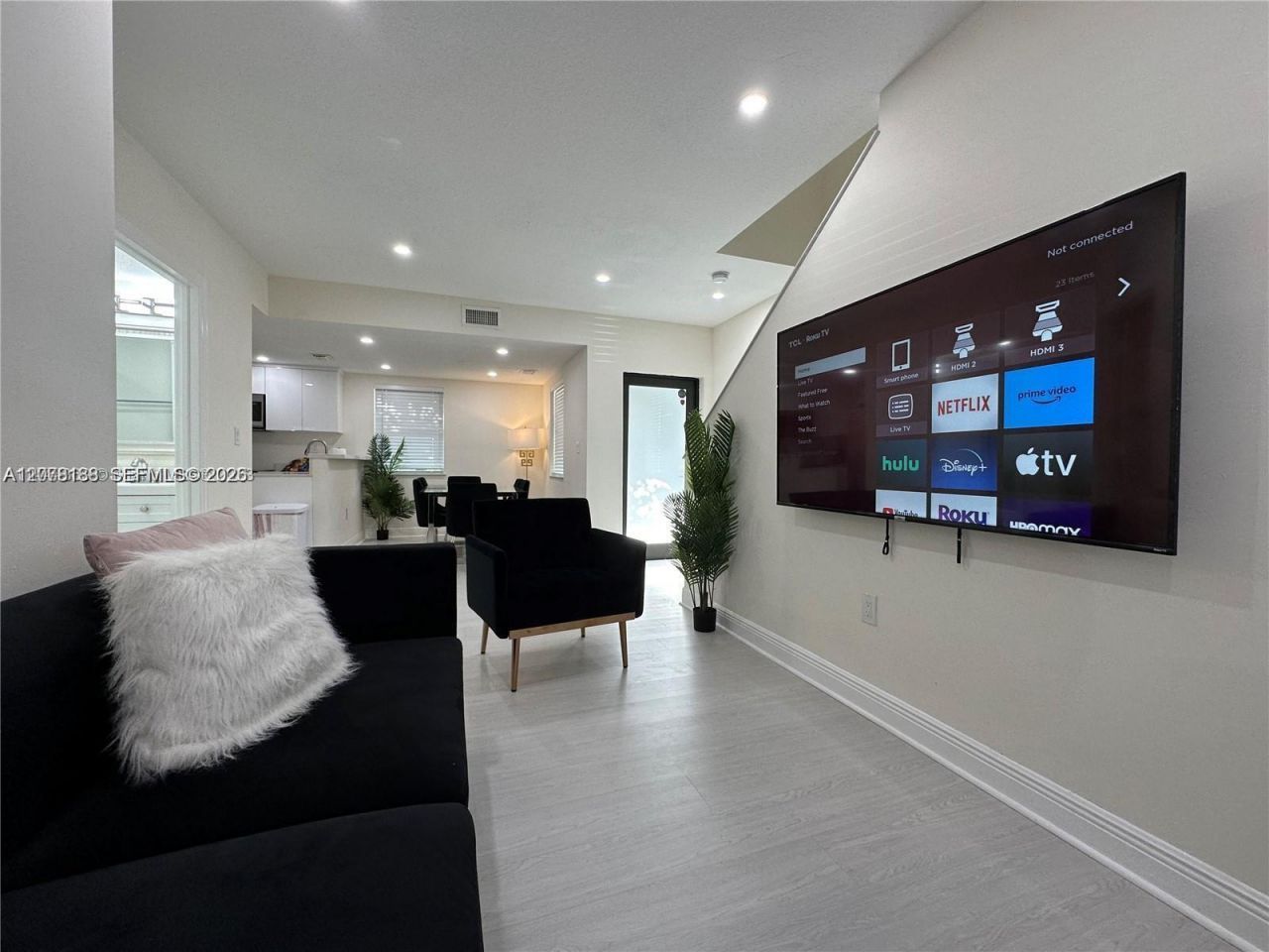 875 NW 2nd St , Miami, FL 33128 Photo