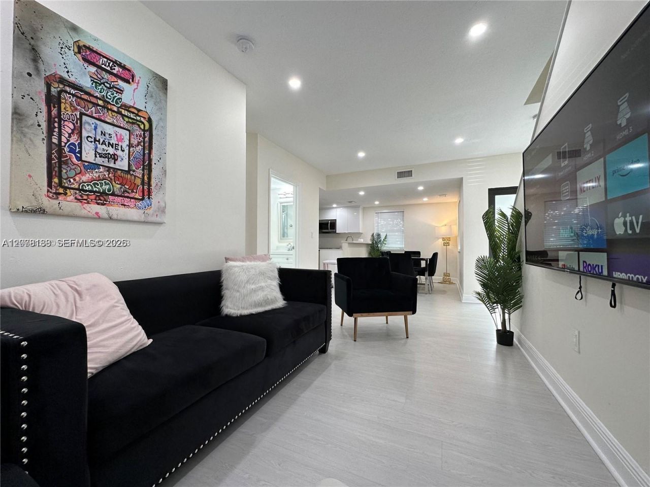 875 NW 2nd St , Miami, FL 33128 Photo