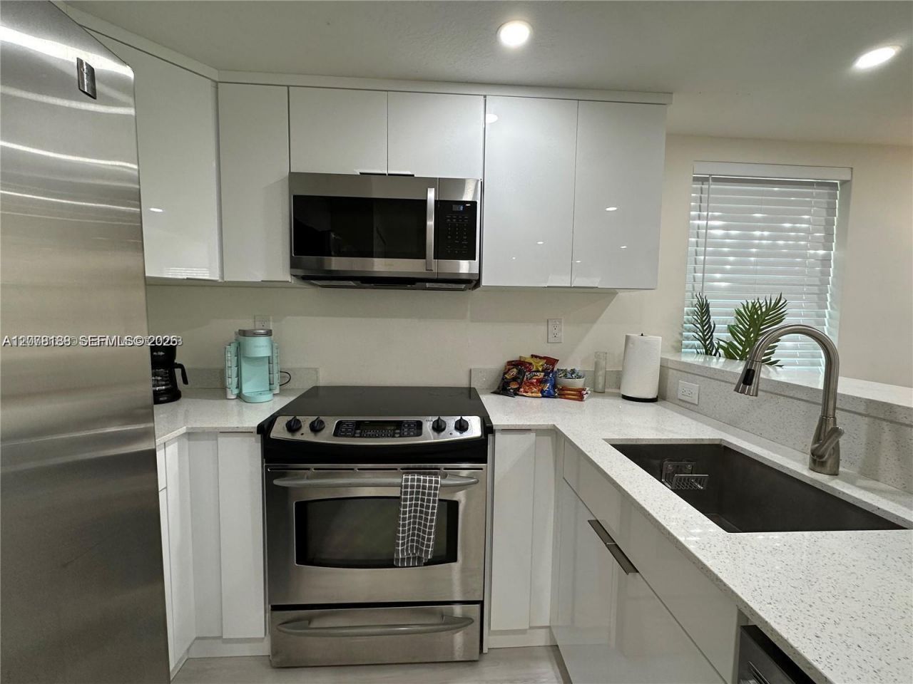 875 NW 2nd St , Miami, FL 33128 Photo