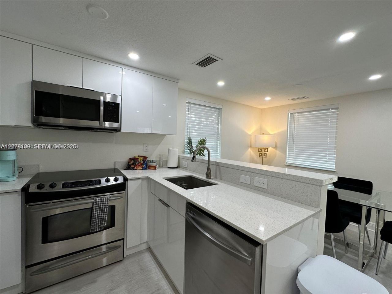 875 NW 2nd St , Miami, FL 33128 Photo