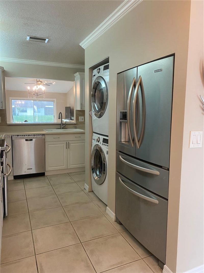 803 SW 119th Way , Unit 803, Davie, FL 33325 Photo