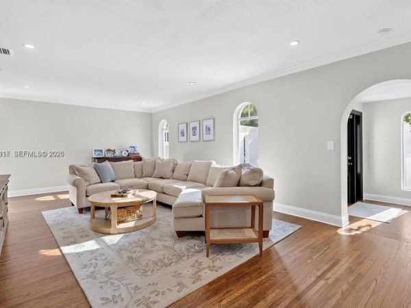 4943 Riviera Dr , Unit -, Coral Gables, FL 33146