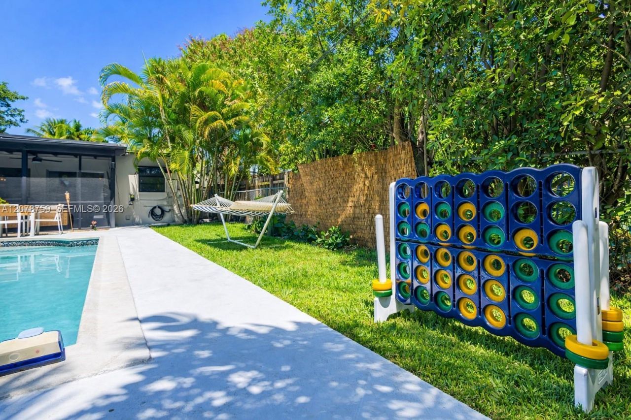 200 SE 19th St , Fort Lauderdale, FL 33316 Photo