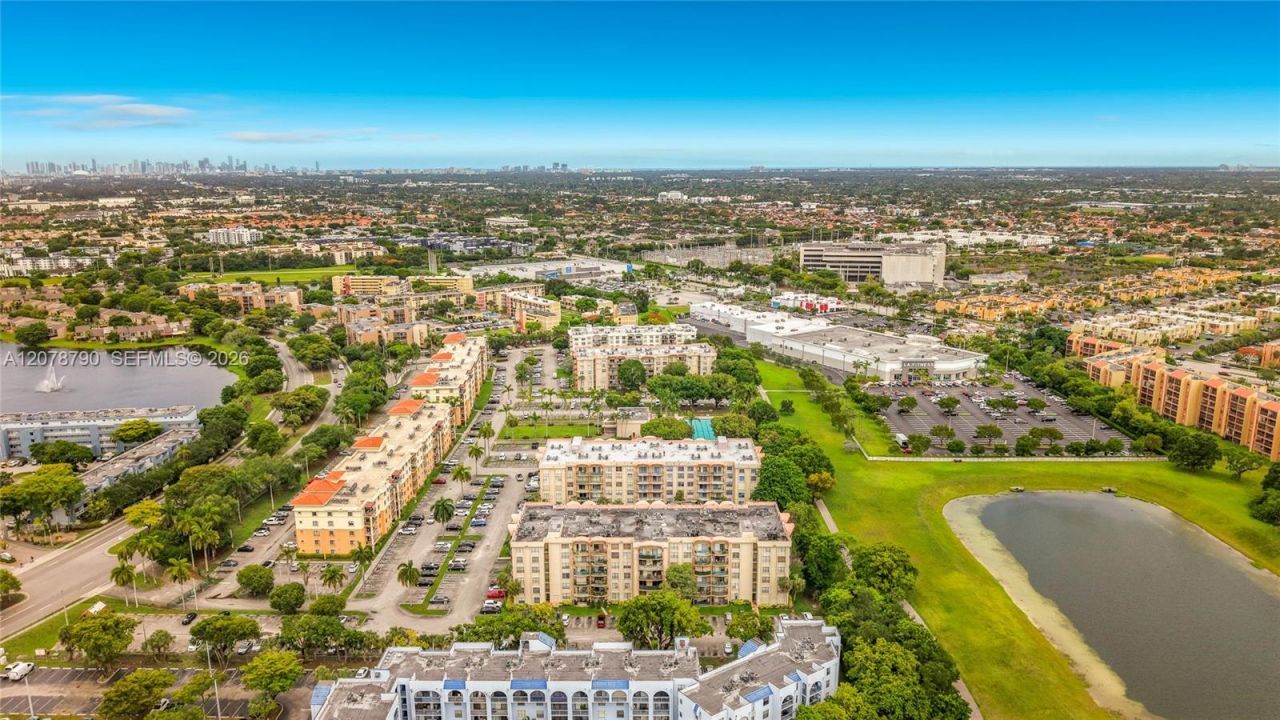 9350 Fontainebleau Blvd, Unit 101, Miami, FL 33172 Photo